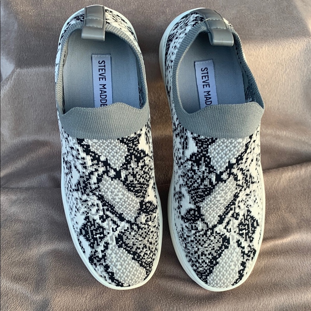 Steve Madden Monochrome Snake Print Slip-Ons